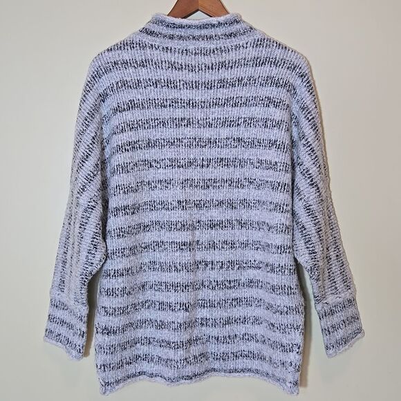 L'Agence Wool Blend Sweater Womens Medium Oversized Turtleneck Striped Gray - Picture 10 of 11
